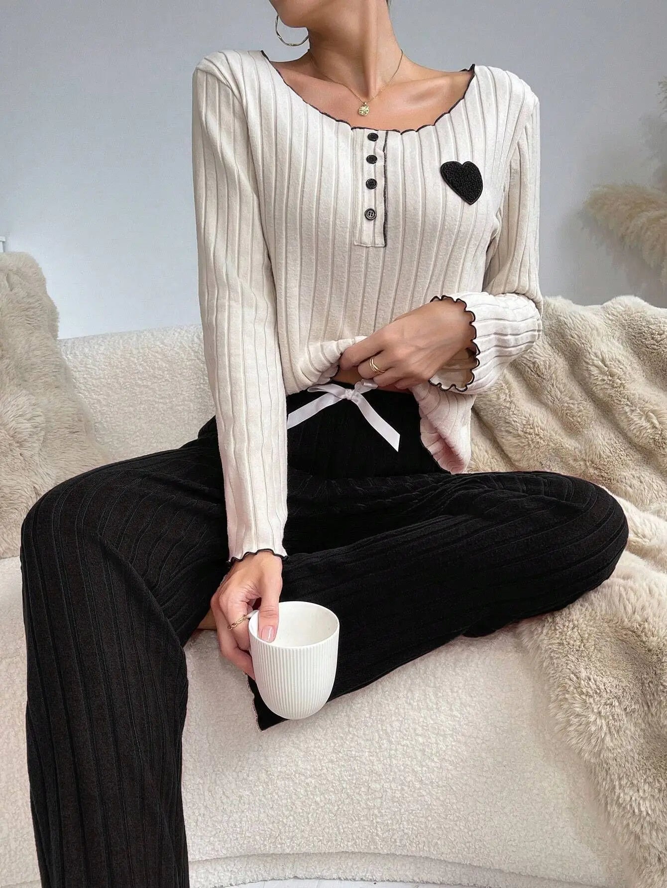 Women's Ribbed Pajamas Set Cute Heart Long Sleeve Top And Trousers Sleepwear 2 Piece Set For Women Casual Suit Loungewear